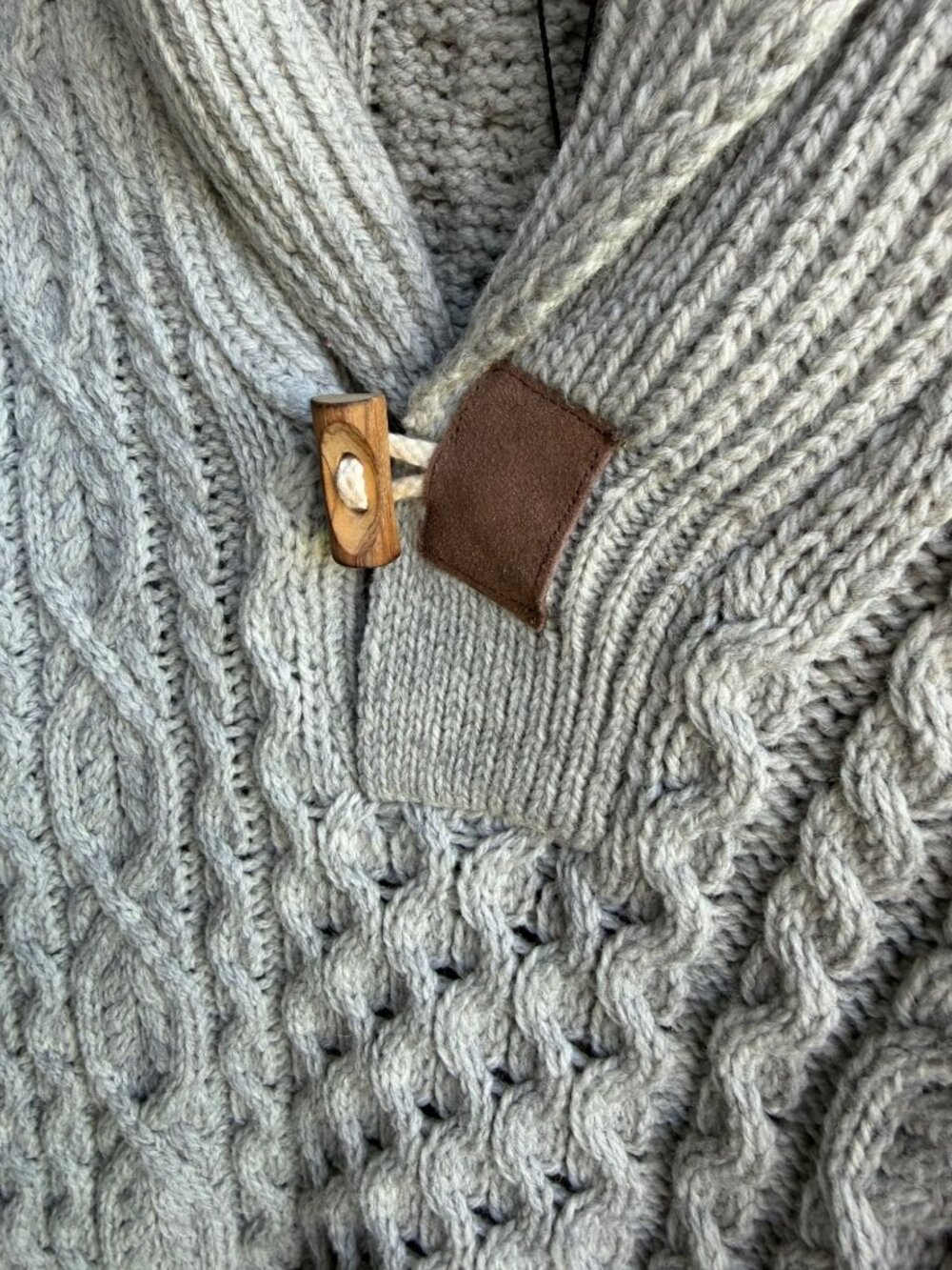 Peregrine Made in England NWT 100% Wool Long Sleeve Shawl Neck Sweater Size L - Picture 7 of 8